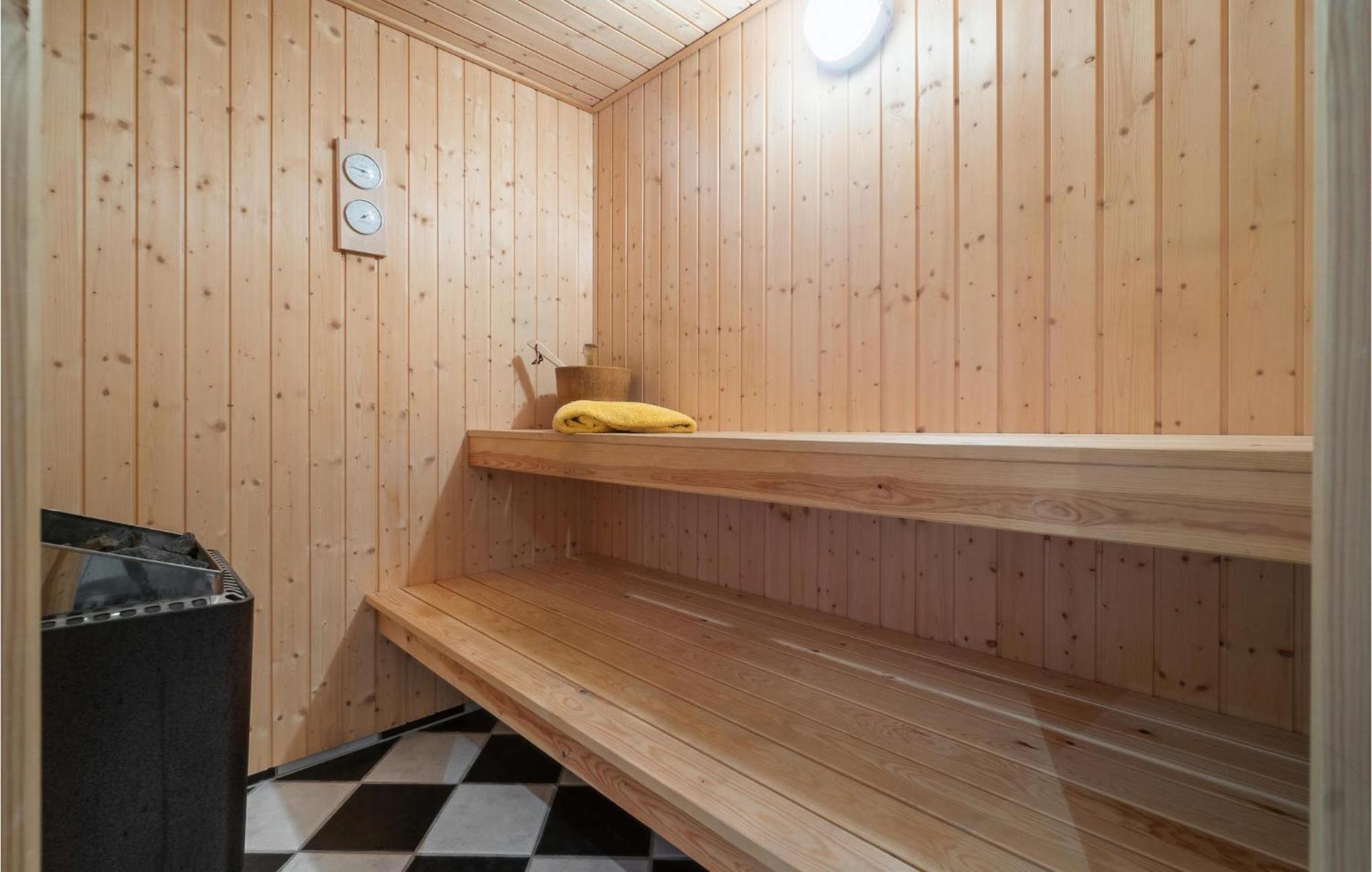 Amazing Home In Hasle With Wifi Екстер'єр фото